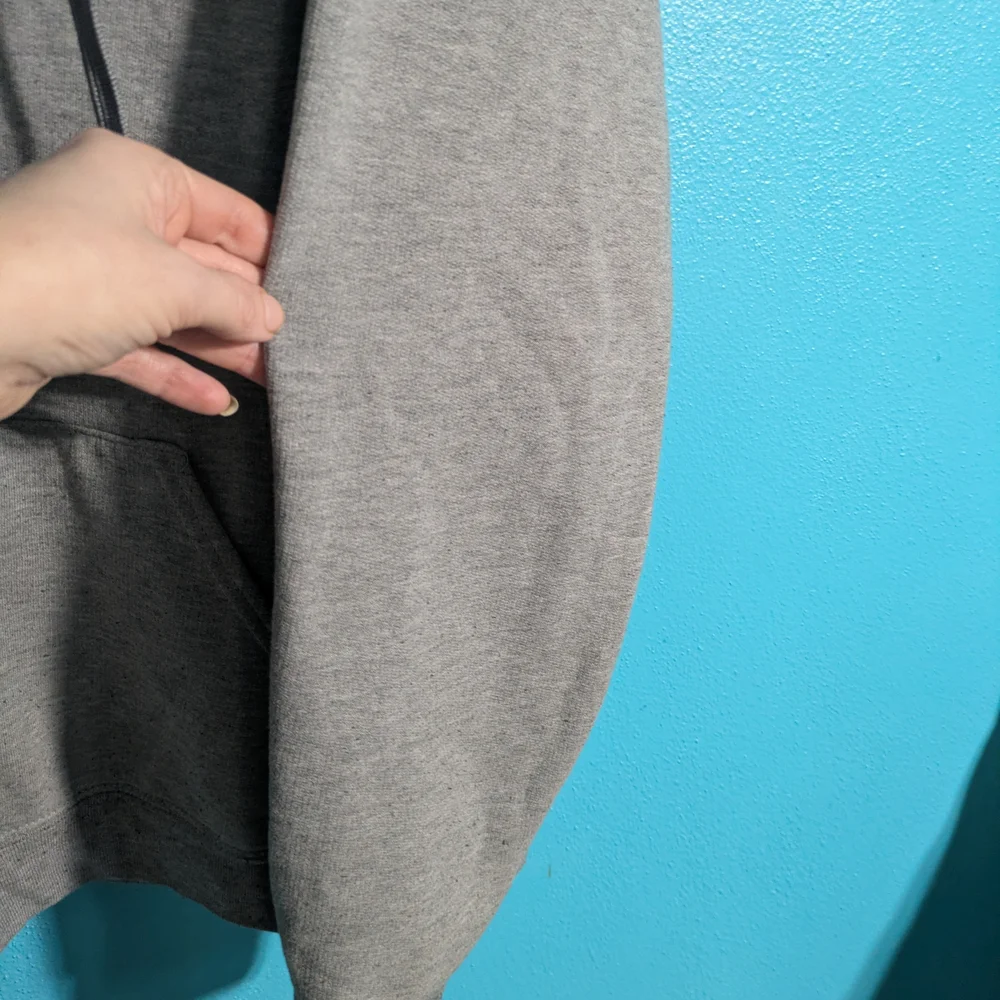 Classic‎ Men's Gray Hoodie Sweatshirt